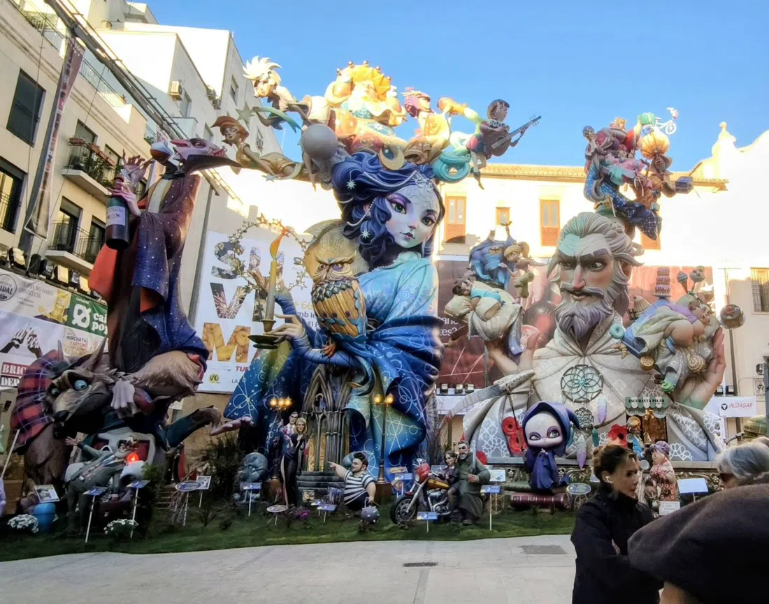 Falla Na Jordana, Valence