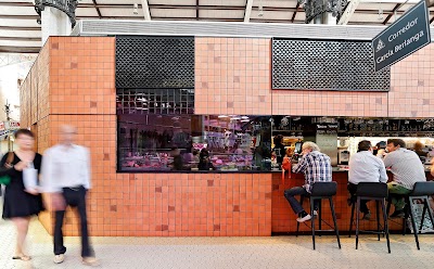 Central Bar by Ricard Camarena